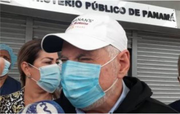 Ricardo Martinelli buscaba una comida cuando fue acosado por Mauricio Valenzuela.