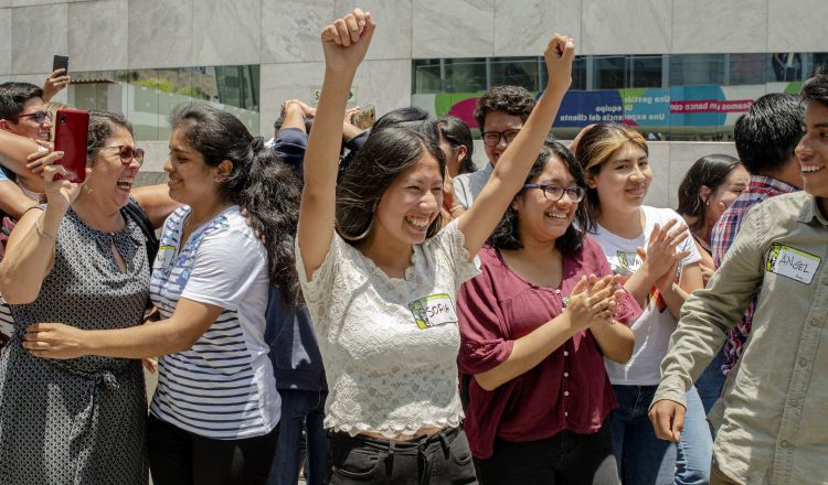 El 86 % de trabajadoras del hogar perdió su empleo durante la pandemia. EFE