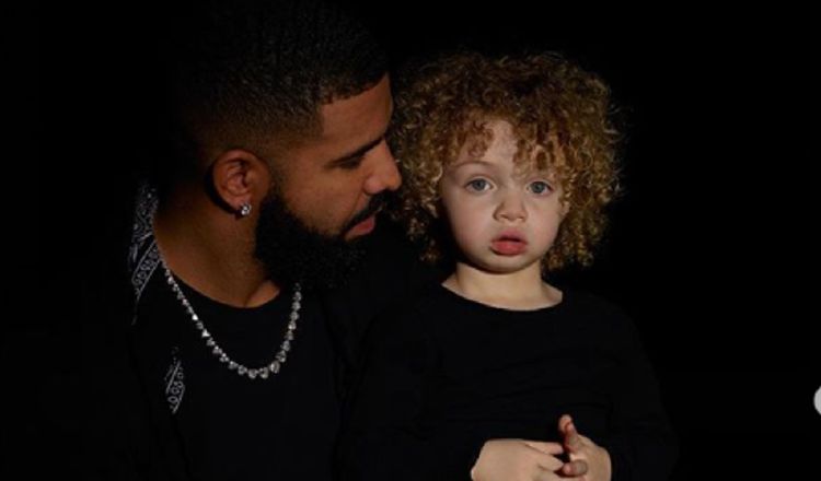 Drake y su hijo. Internet