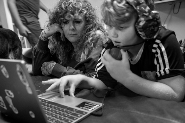 La educación no es asunto exclusivo del sistema educativo; es, en primer lugar, un asunto familiar. Ese es el punto de partida. Foto: EFE.