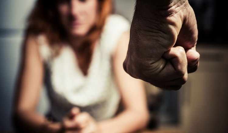 En agosto se registraron 1,401 denuncias sobre violencia doméstica en el país. Ilustrativa