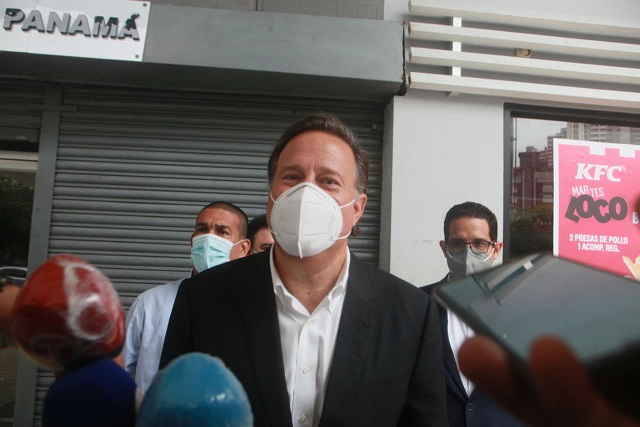 Juan Carlos Varela, ayer durante su comparecencia ante la Fiscalía Especial Anticorrupción. Víctor Arosemena