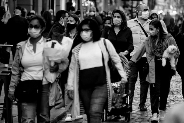 La crisis económica que se atraviesa tiene tendencia a producir recesión y presentar dificultades para una recuperación aceptable del PIB. Foto: EFE.