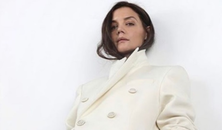 Katie Holmes. Instagram