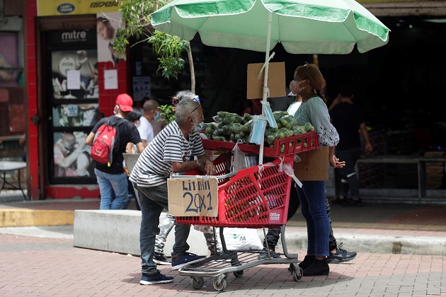 En siete meses de pandemia, 97.297 personas se han recuperado del coronavirus en Panamá. Foto EFE