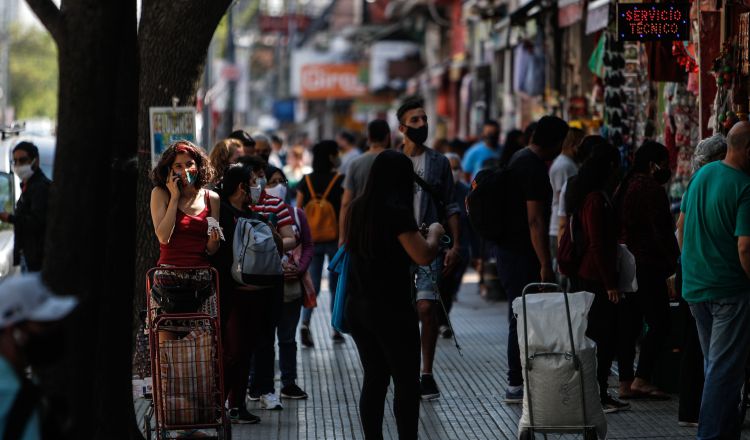 El proyecto prevé una exención del impuesto a las ganancias. EFE