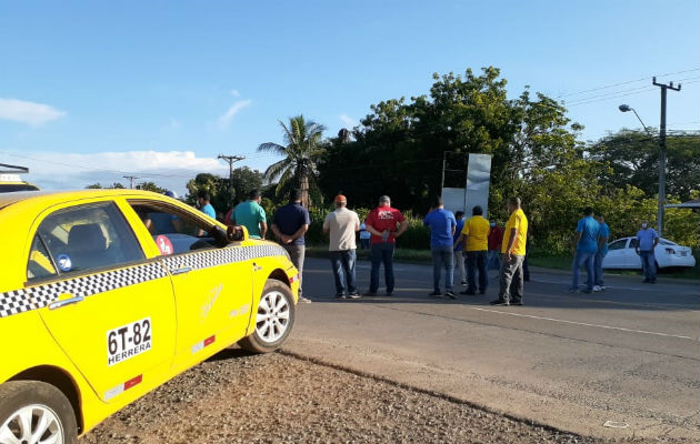 La reunión de los transportistas selectivos fue en la ciudad de Chitré. Foto: Thays Domínguez.