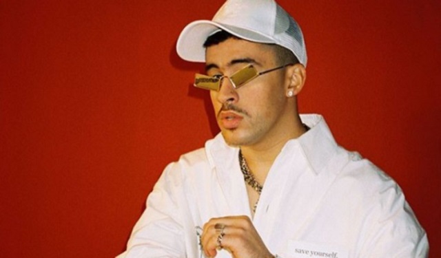 Bad Bunny se caracteriza por tener un estilo muy peculiar con el que pretende romper estereotipos. Foto: Archivo