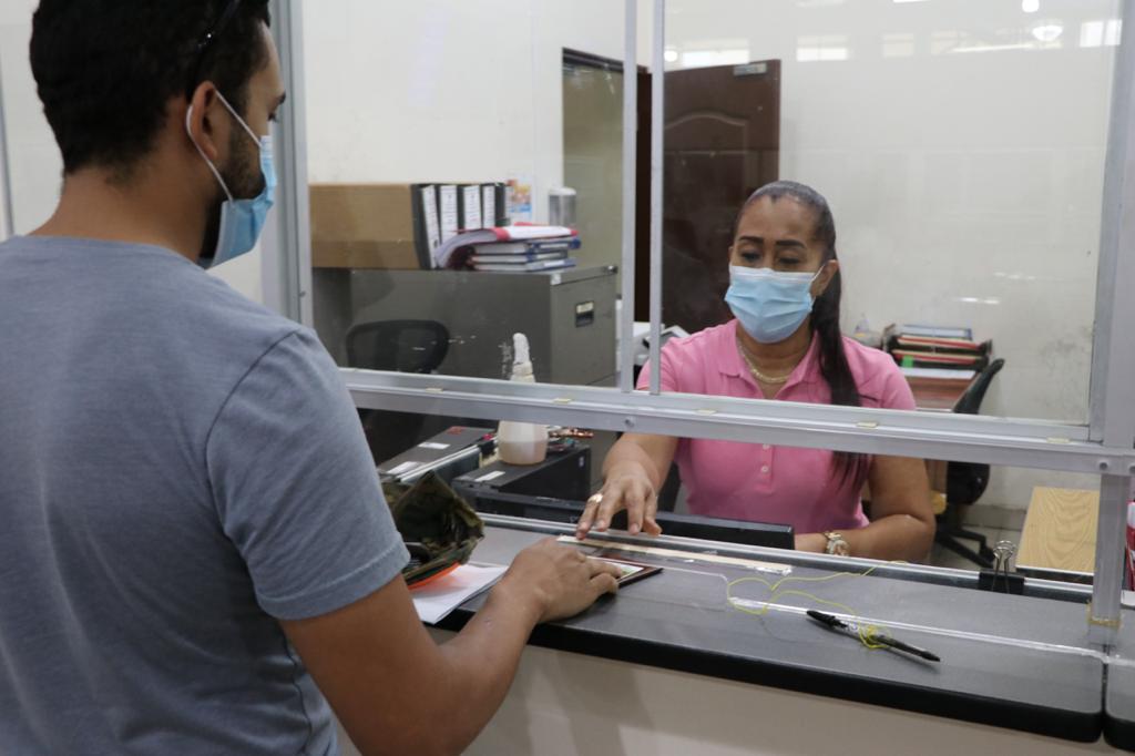Debido a la pandemia de COVID-19 han salido, hasta el 30 de septiembre, 36,570 extranjeros de Panamá hacia sus países de origen. Debido a la pandemia de COVID-19 han salido, hasta el 30 de septiembre, 36,570 extranjeros de Panamá hacia sus países de origen.