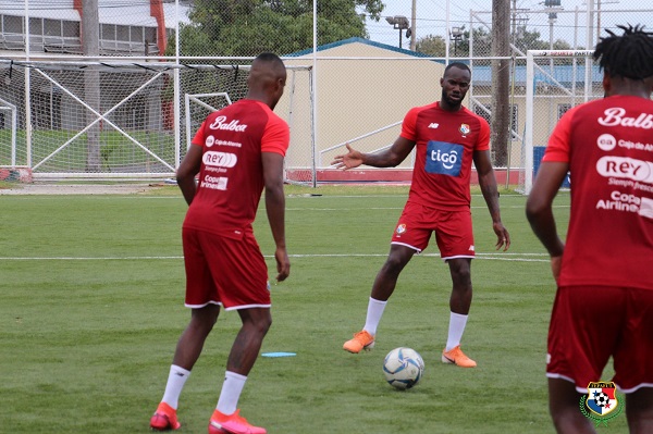 la_roja_waerman.jpg Cecilio Waterman. Foto: Fepafut