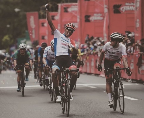 Christopher Jurado se llevó la última etapa de la Vuelta de Guatemala.