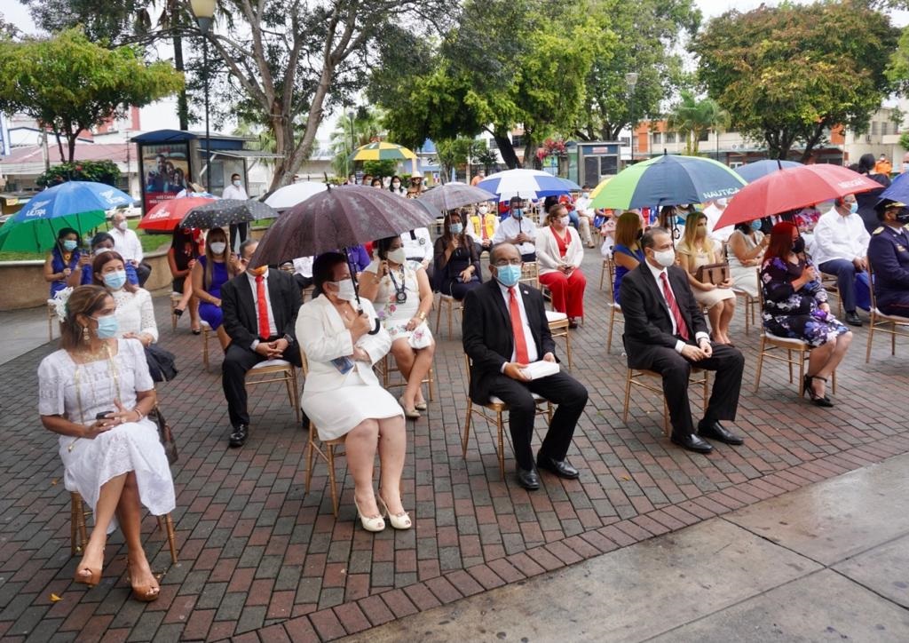 Los actos se realizaron en la plaza del parque Miguel de Cervantes Saavedra, en la ciudad de David. Foto: José Vásquez.