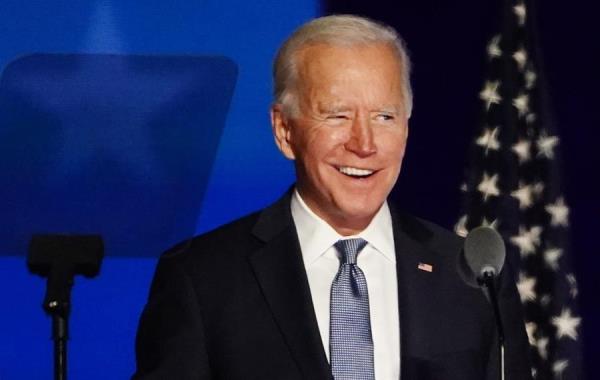 El candidato demócrata Joe Biden espera que finalice el conteo de los votos. Foto: EFE