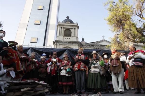 La investidura estuvo precedida por un ritual ancestral de agradecimiento a la 