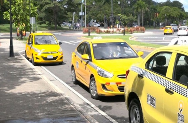 Los taxis solo podían circular en días específicos, según el último dígito de la placa.