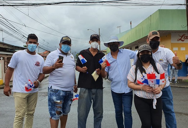 Los jóvenes siguen respaldando al partido Realizando Metas.