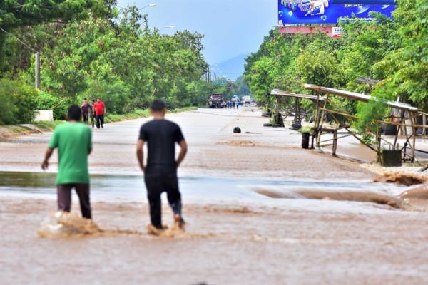 Honduras y Nicaragua acaban de sufrir el devastador impacto de Eta, un ciclón que llegó a ser huracán mayor y se encuentra ahora sobre el Atlántico convertido en un sistema post-tropical. Foto: EFE