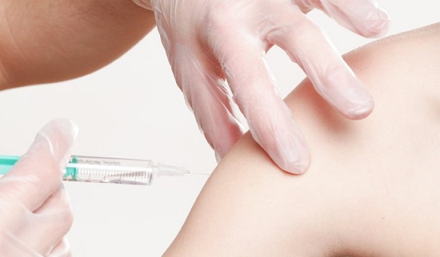 El esquema de vacunación  es la mejor forma de proteger a poblaciones vulnerables. Foto: Ilustrativa / Pixabay