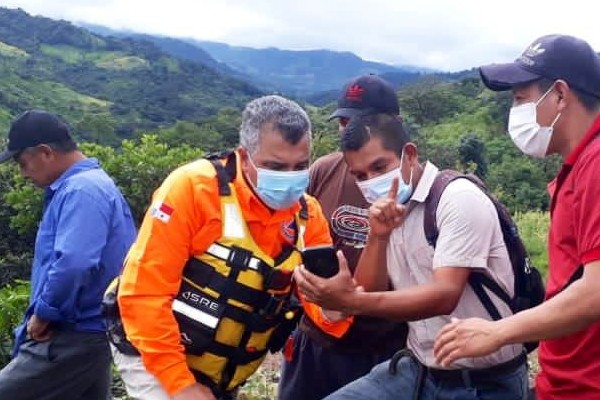 En la provincia de Chiriquí, ante la alerta roja decretada por el Sistema Nacional de Protección Civil (Sinaproc), las unidades recorren áreas inundadas y puntos vulnerables donde el cauce del río se pueda desbordar.