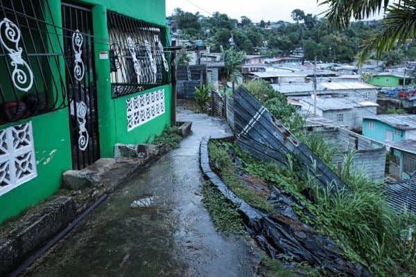 El ministro de Vivienda Rogelio Paredes explicó que la medida se tomó para prevenir cualquier desastre ante la tormenta Iota.