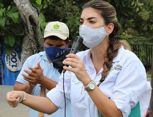 La alcaldesa de Penonomé, Paula María González, precisó que son 30 las familias que tienen sus negocios en las inmediaciones del hospital Aquilino Tejeira.