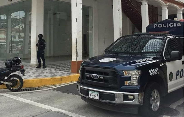  La madre de la niña interpuso la denuncia  ante el Ministerio Público en Colón. Foto: Diómedes Sánchez S.