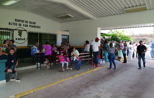 La mujer que tuvo que ser atendida en el cuarto de urgencias del hospital Nicolás A. Solano de La Chorrera.