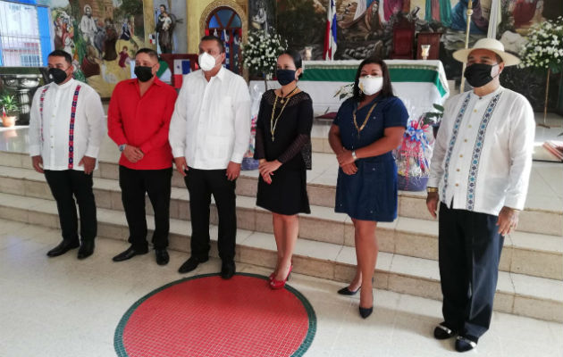 Las autoridades solo participaron de la misa en la catedral San José  de David. Foto: José Vásquez