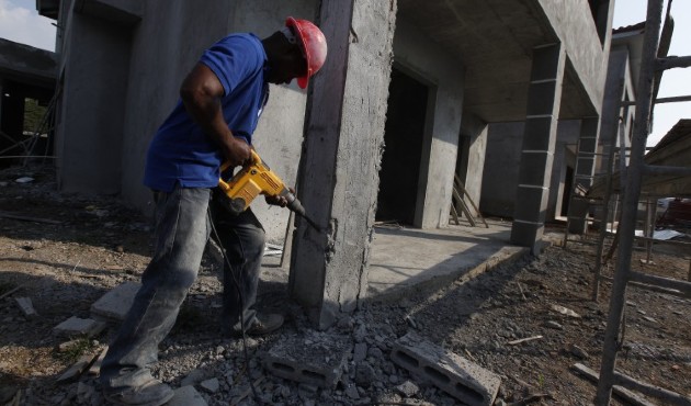 El sector de la construcción es una de las actividades que más genera empleo en el país. Foto/Archivo