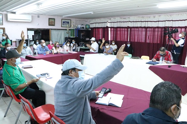 La sexta reunión se desarrolló en el IPT Leonila Pinzón de Grimaldo en Penonomé.