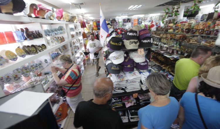 Los comerciantes apuestan a la temporada de fin de año para comenzar a recuperarse. Foto de archivo