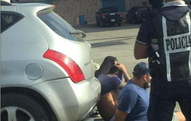 La Policía Nacional caturó a los antisociales a la altura del corregimiento de Buena Vista. Foto: Diómedes Sánchez S.