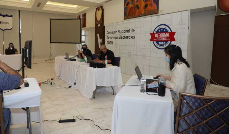 La Comisión de Reformas Electorales se reúne los jueves. Foto de archivo