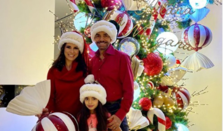 Eugenio Derbez y su esposa Alessandra Rosaldo. 