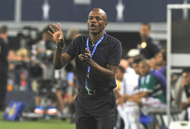 Julio Dely Valdés. 