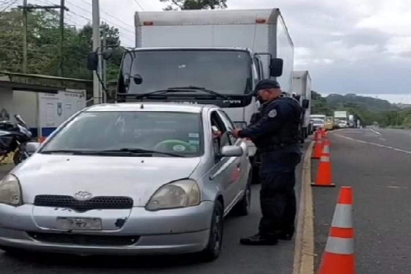 Iracema Dale Destacó que el cerco esta bajo la coordinación con la Policía Nacional y la Dirección regional del Ministerio de Salud. 