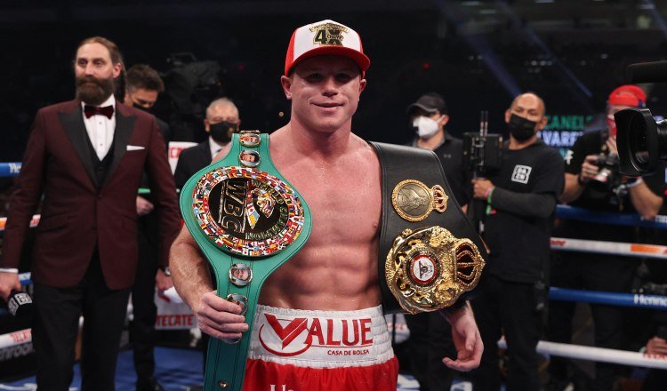 'Canelo' Álvarez viene de derrotar a Callum Smith. EFE