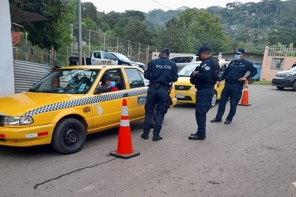 A partir del 4 de enero de 2021 tanto en Panamá como en Panamá Oeste los ciudadanos deben salir de acuerdo al último número de la cédula y en el día asignado por género.