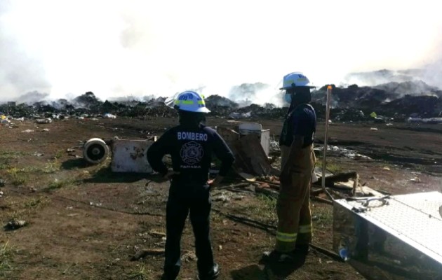 En la última semana, al menos tres vertederos se incendiaron, causando graves afectaciones por humo a los moradores de distritos tanto de Herrera, como de Los Santos.