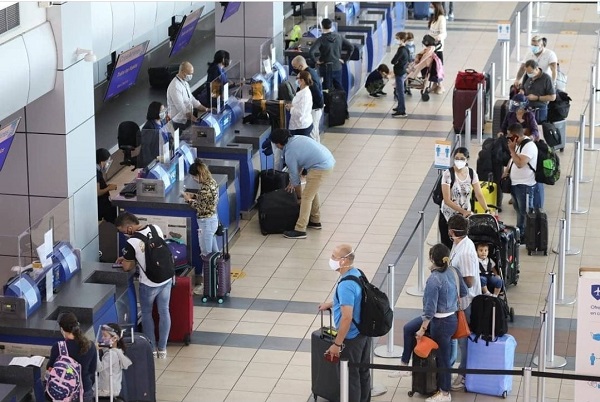 Viajeros en el Aeropuerto de Tocumen