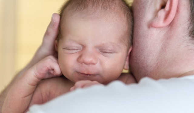 Por lo general en las primeras 24 horas o un poco después, se le da el primer baño al recién nacido. Foto: Ilustrativa / Pixabay