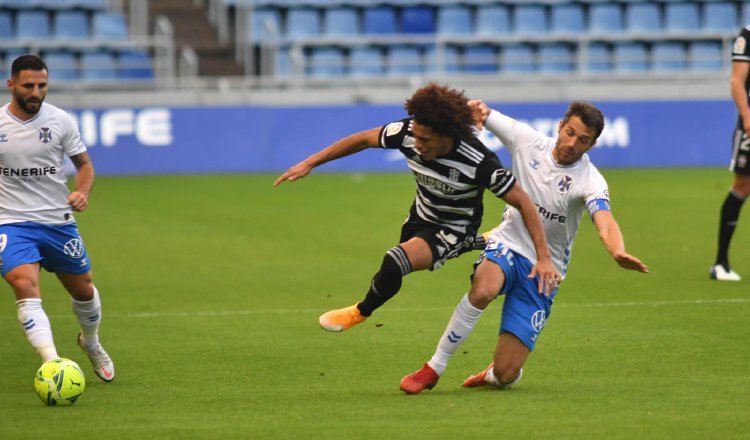 Adalberto Carrasquilla jugó ayer, tras perderse el juego previo. Cartagena