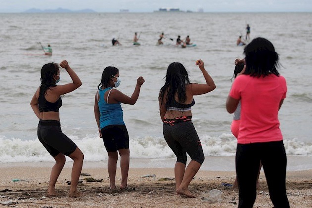 Solo durante los días de cuarentena total se prohíbe el ingreso a las playas. Foto: EFE 