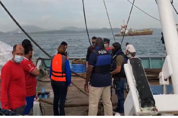 Las capacitaciones fueron coordinadas por el capitán Francisco Tajú, sub director nacional de Inspección de la Arap y ofrecidas por biólogos de la entidad: Boris Rivera, Carlos La Casa, Marcia Pérez (de Ordenación Espacial Marina) y por el abogado Gabriel Caballero.