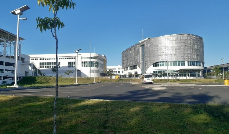 Instalaciones del Instituto Técnico Superior del Este, en Tocumen. Desarrolla su cuatrimestre en forma virtual, debido a la pandemia. Francisco Paz