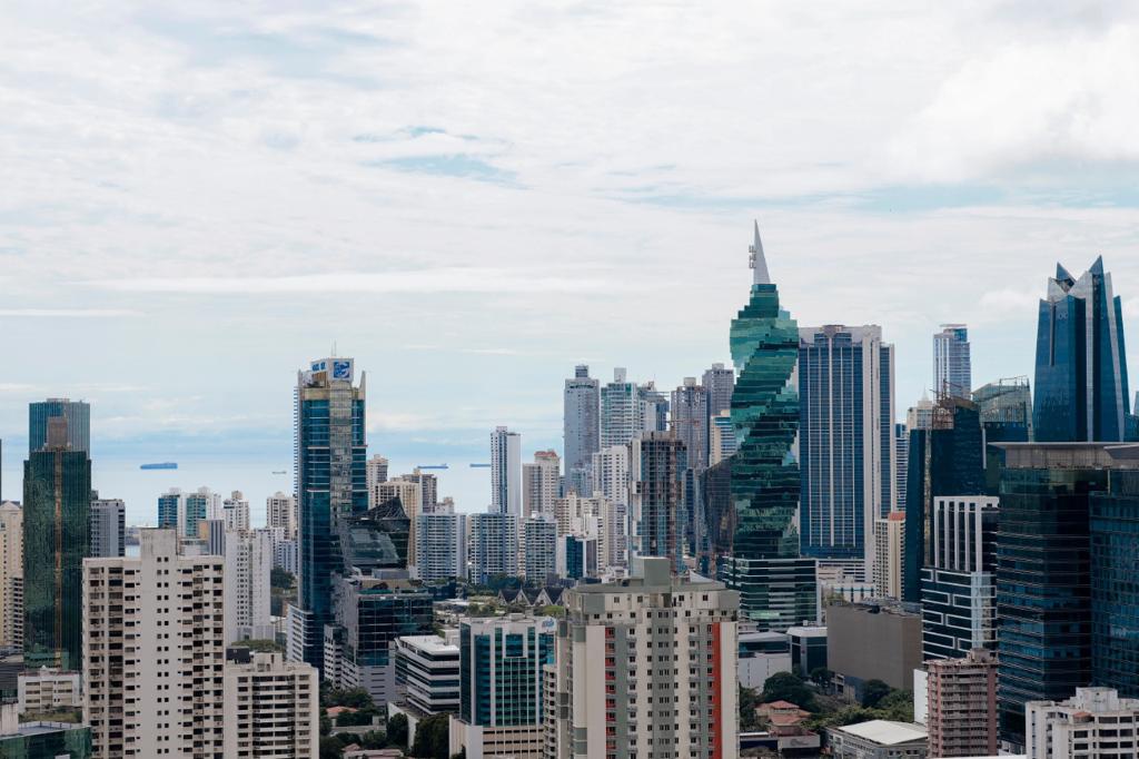 Estée Lauder ofrece servicios desde Panamá a mercados de Nueva York, Suiza, Chile, Colombia, Paraguay, Uruguay, Venezuela, México, Brasil y Argentina. Foto/Cortesía