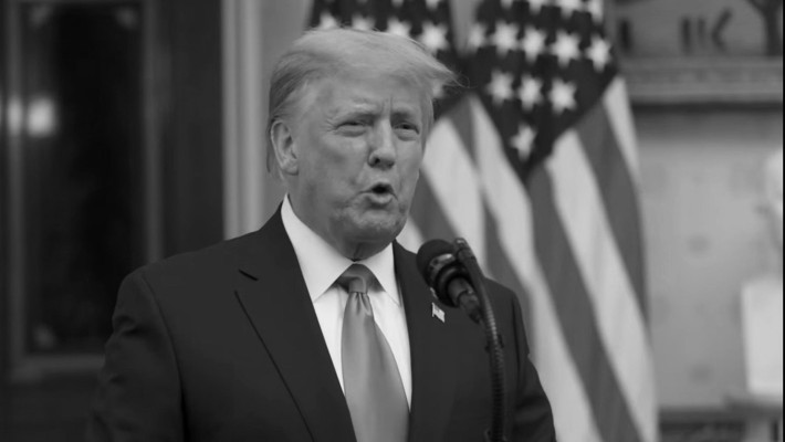 Ningún egoísta como Trump es capaz de darle la razón a quien la tenga, a menos que sea la suya, ni puede compartir ese humanismo del bien como valor supremo. Foto: EFE.