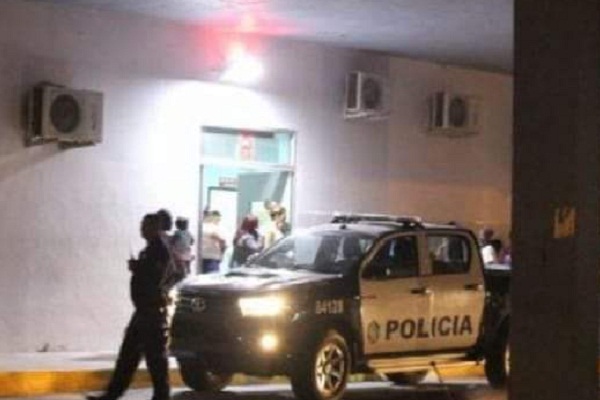 Ante el hecho violento, la Policía Nacional llegó al lugar para recabar información que pueda dar con el paradero de los pistoleros.