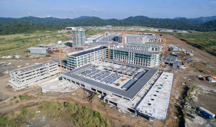 La Ciudad Hospitalaria es una mega obra iniciada en el gobierno del expresidente Ricardo Martinelli Berrocal.