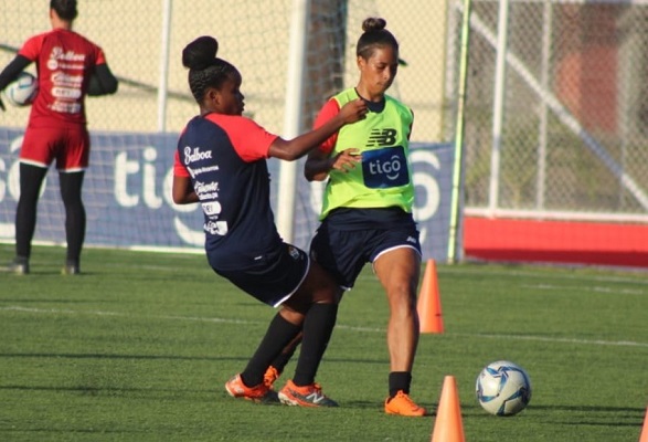 Las jugadoras se preparan para los amistosos en Guatemala. Foto: @fepafut